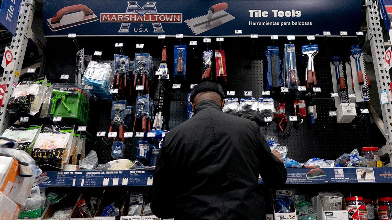 US Consumer Confidence Bounces Back Despite Inflation and Bank Crisis