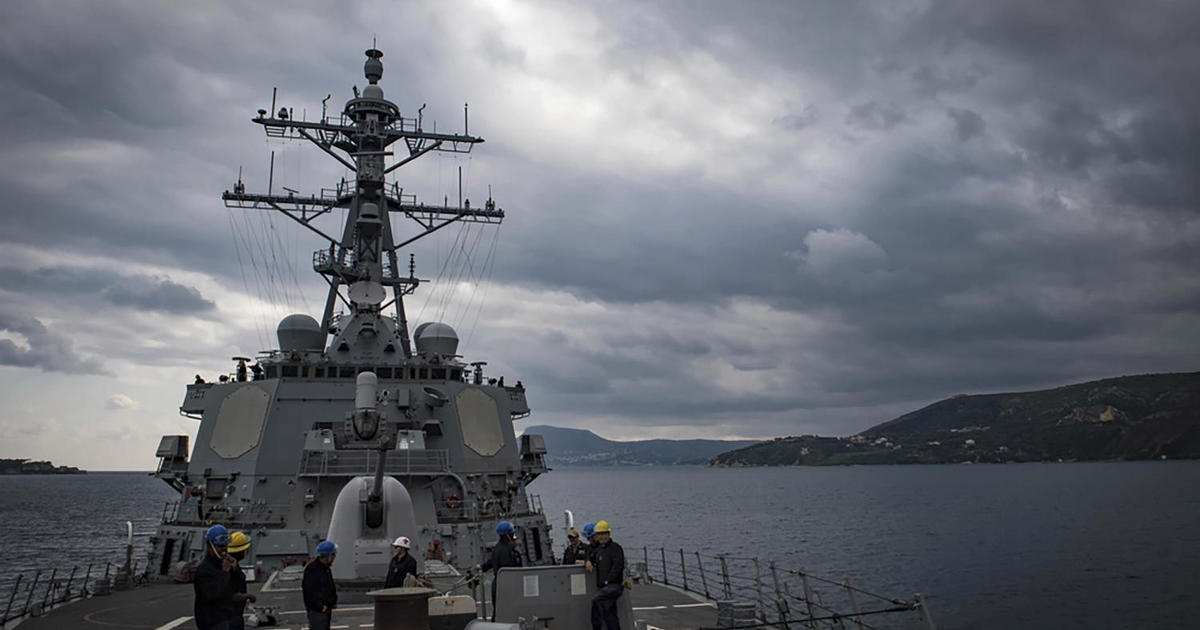 "Red Sea Encounter: U.S. Warship and Commercial Ships Targeted in Drone and Missile Attacks"