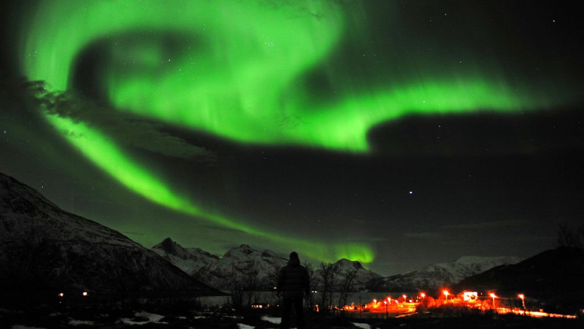 "Preparing for the Solar Maximum: Must-Visit UK Destinations for Aurora Shows"