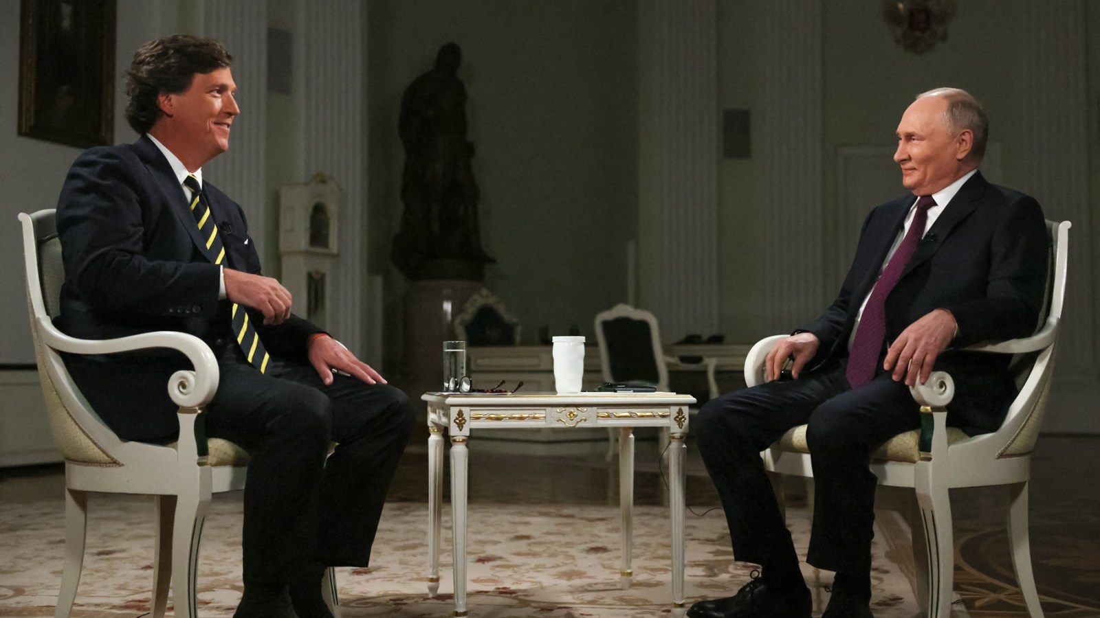 "Putin Criticizes Tucker Carlson's Soft Interview Approach"