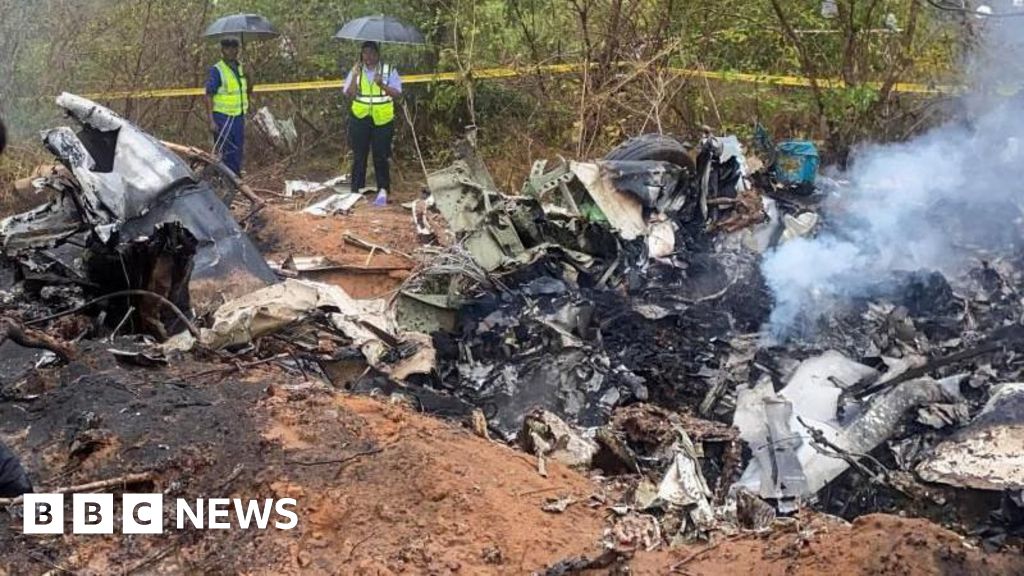 Featured image for Kenyan Tourist Plane Crash Kills 11 En Route to Maasai Mara