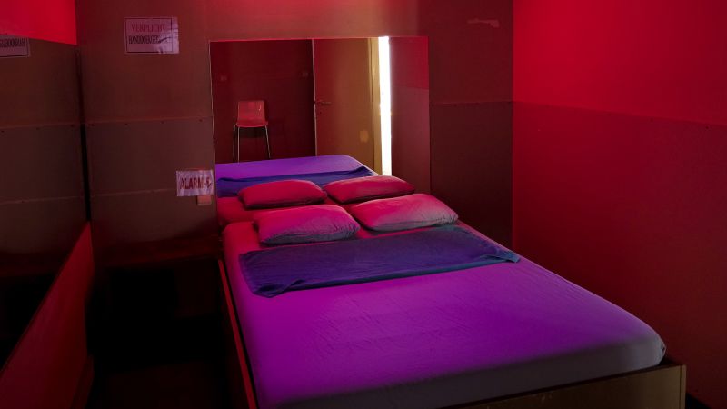 Featured image for Belgium Pioneers Full Employment Rights for Sex Workers