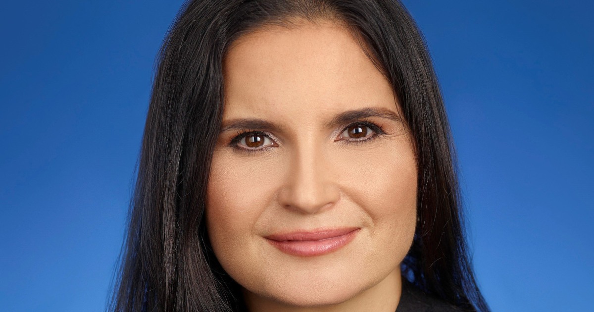 Featured image for "Judge Grants Request to Keep Government Witness Identities Secret in Trump Documents Case"