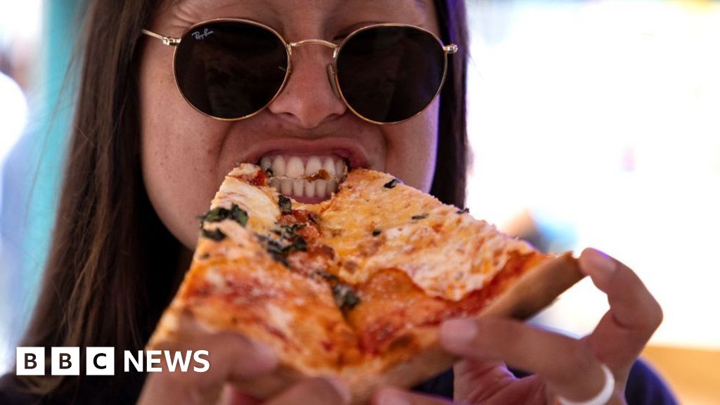 NYC's emission rules spark concerns for pizzerias' ovens.