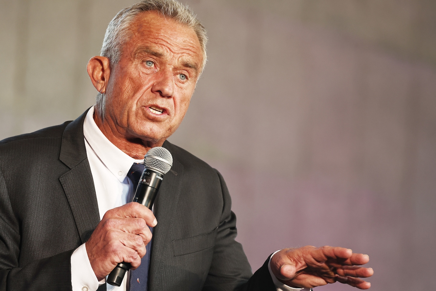 "RFK Jr. Sparks Controversy by Labeling Biden a Greater Democracy Threat than Trump"