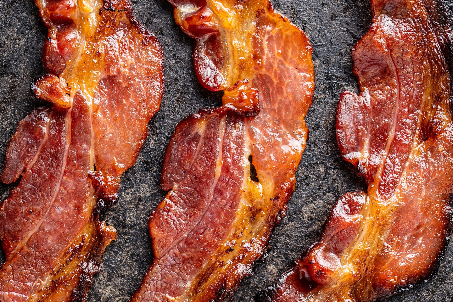 Featured image for The truth about uncured bacon's health benefits.