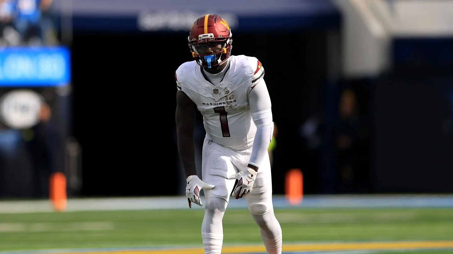 Deebo Samuel Expected to Play; Commanders Make WR Roster Moves for Monday Night
