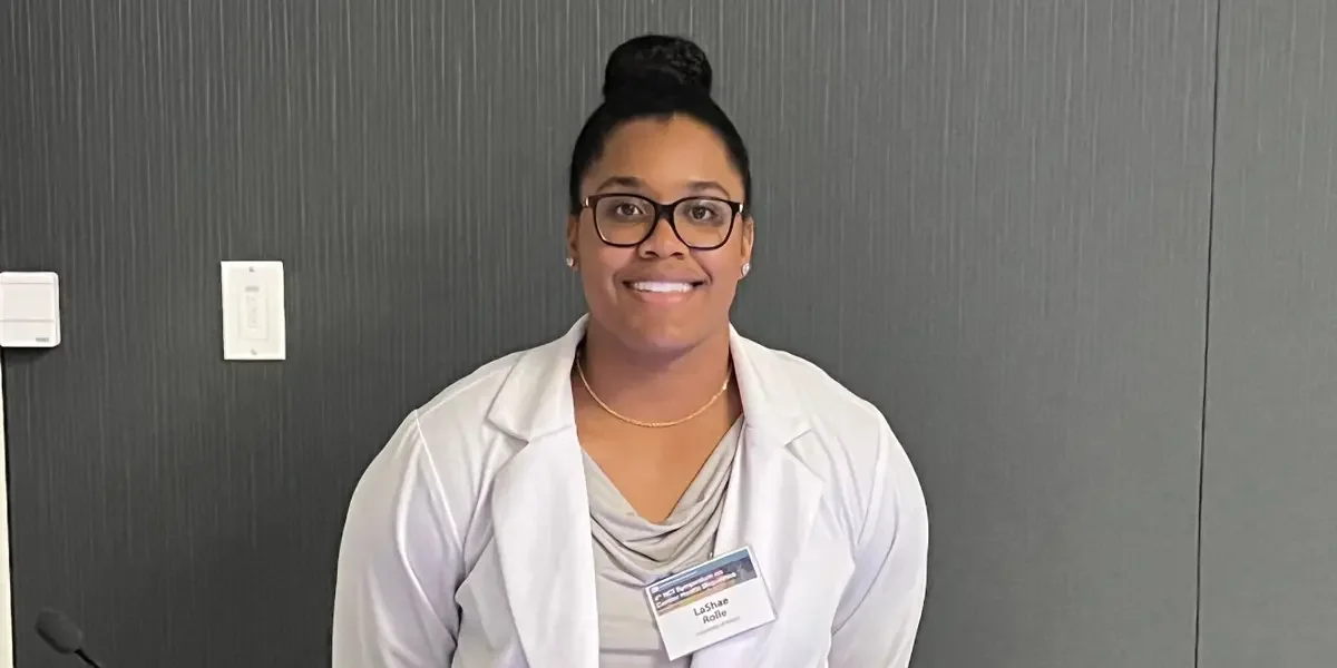 Young breast cancer survivor powers through treatment with elite lifting