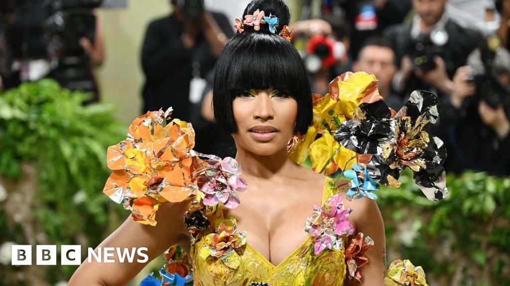 Featured image for Nicki Minaj Apologizes for Postponed Manchester Show After Amsterdam Arrest