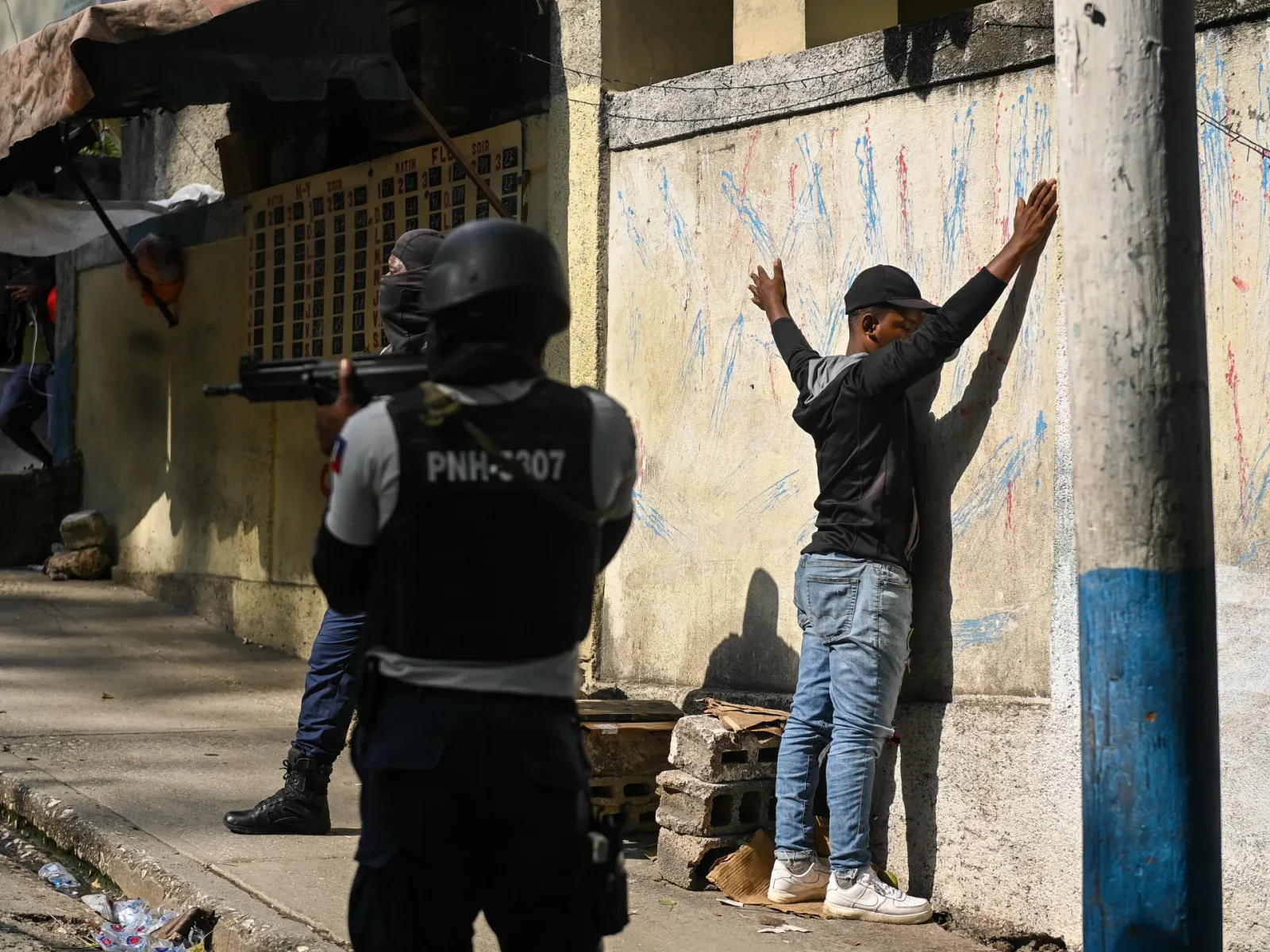 Haitian Mob Lynches and Burns Suspected Gang Members