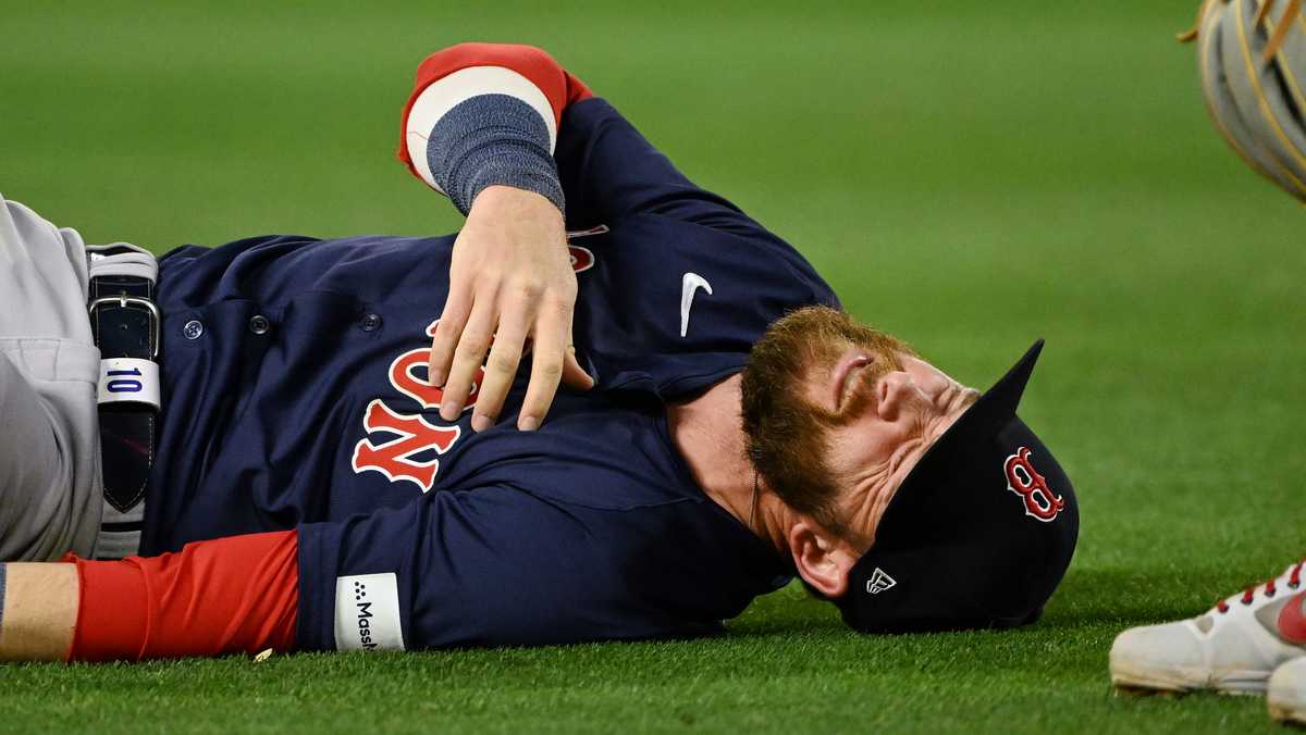 Featured image for "Red Sox's Trevor Story to Undergo Season-Ending Shoulder Surgery"