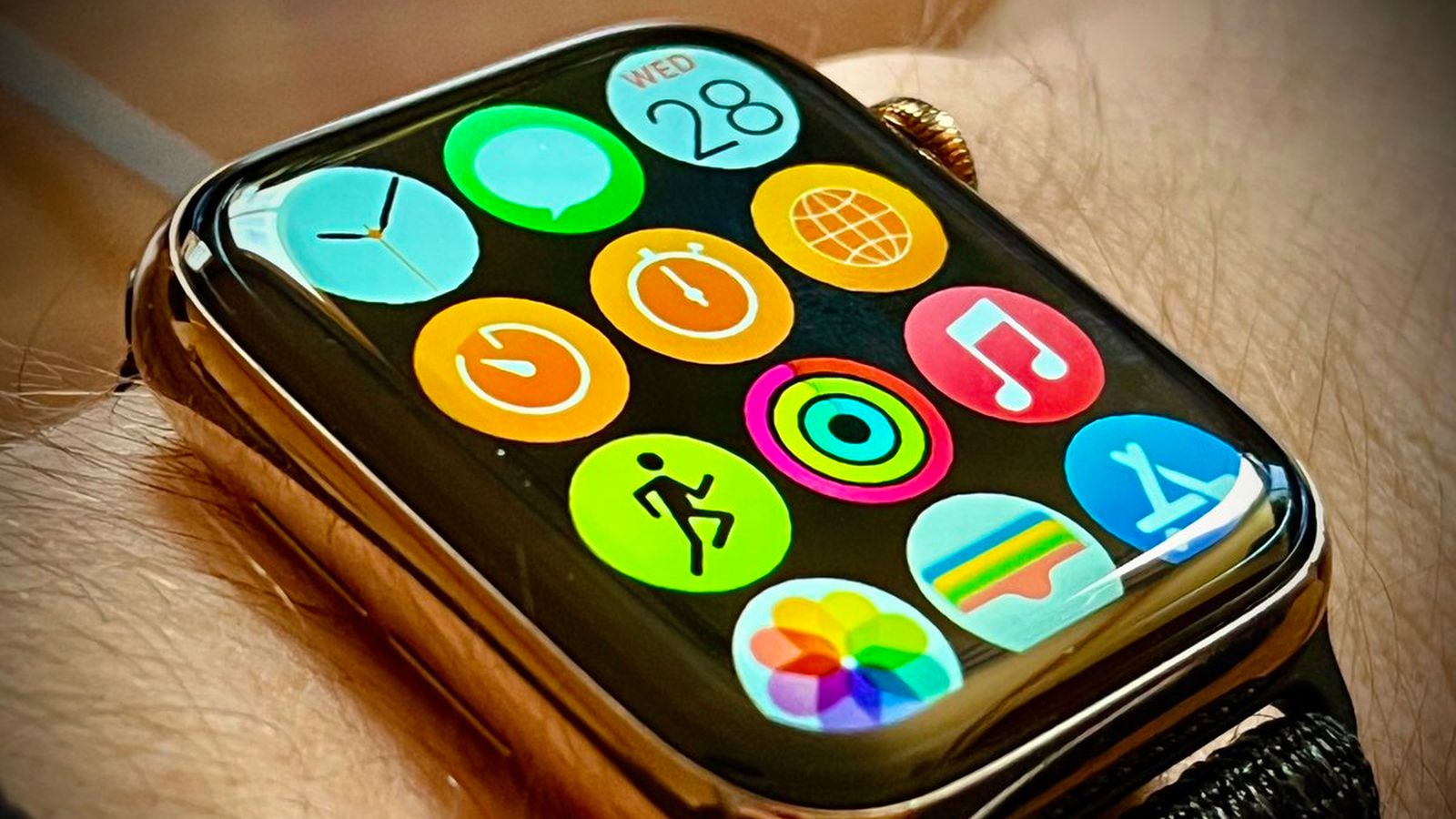 "watchOS 10 to Bring Redesigned Home Screen with Folders and Major Software Update"