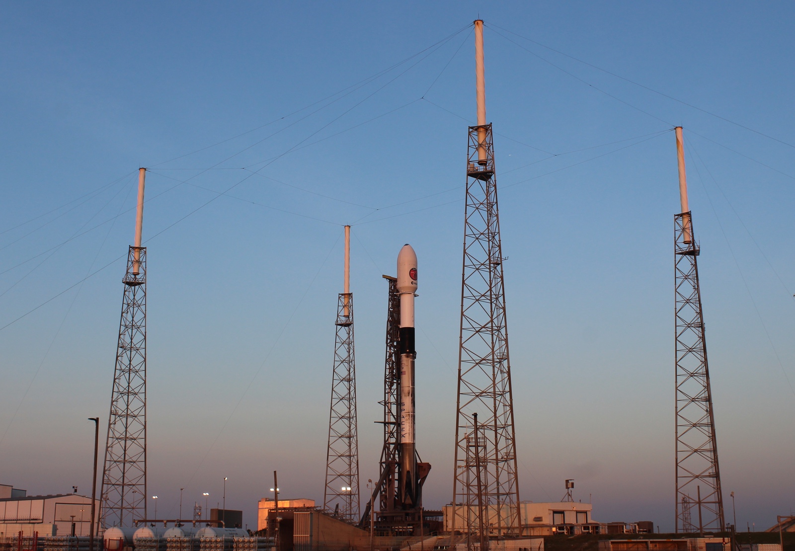 Europe's Transition: From Ariane 5 to SpaceX's Help