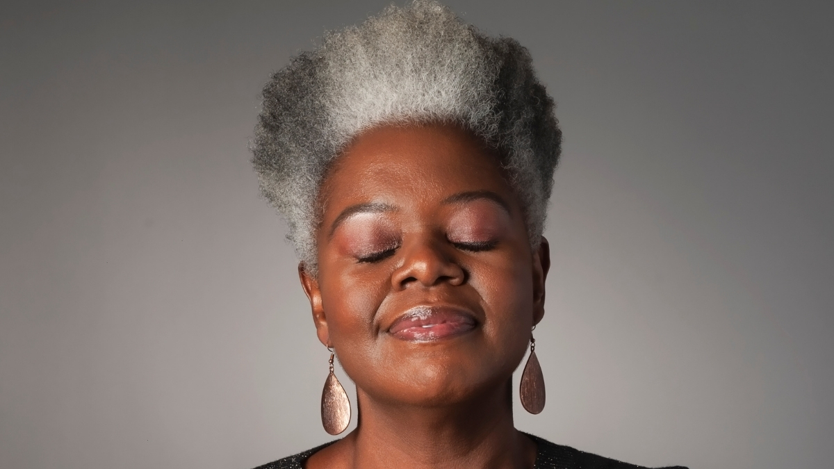 Featured image for Gray Hair May Offer Unexpected Cancer Protection