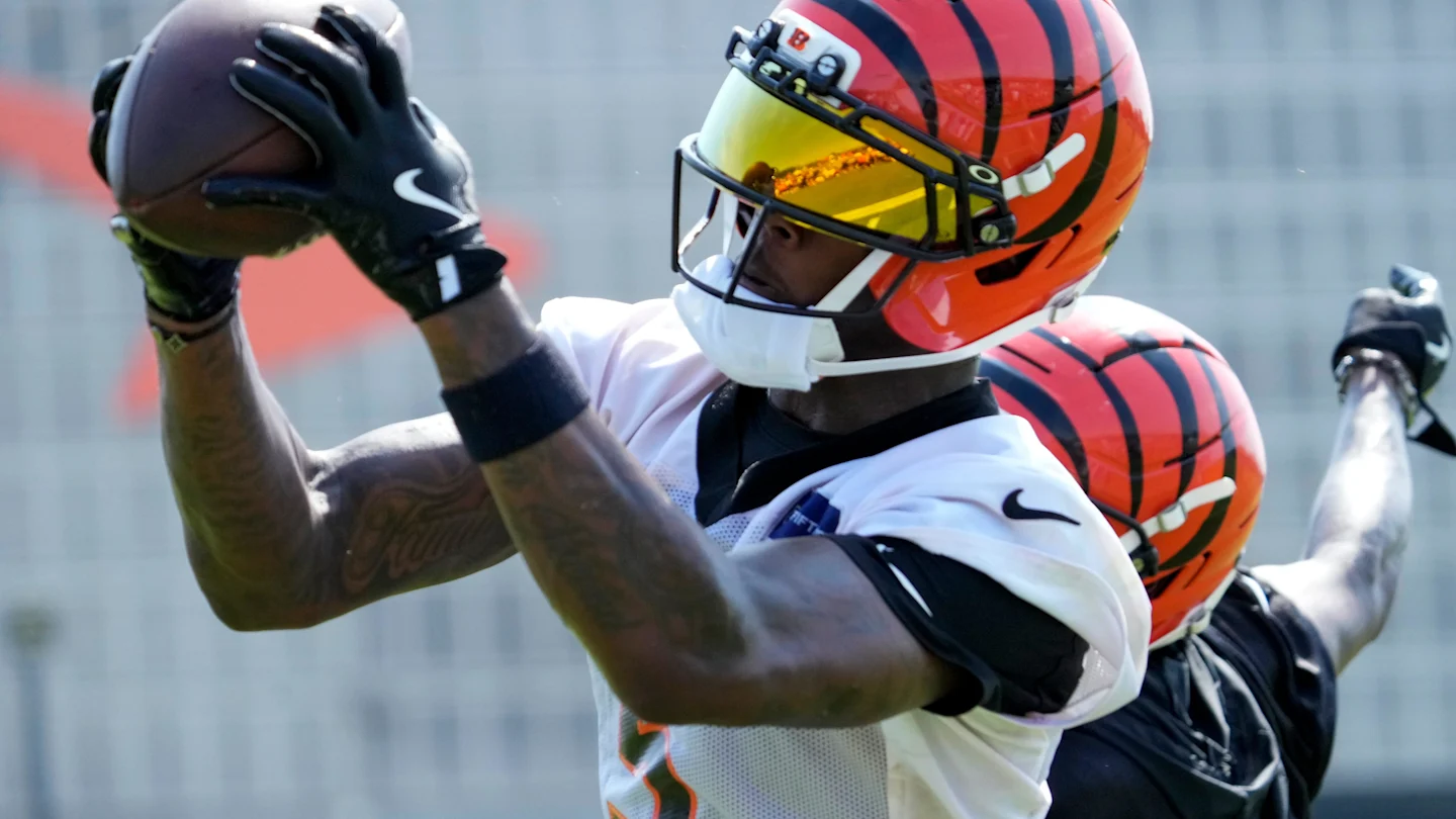 Featured image for Bengals Training Camp Day 2 Highlights: Heat, Offense, and Player Updates