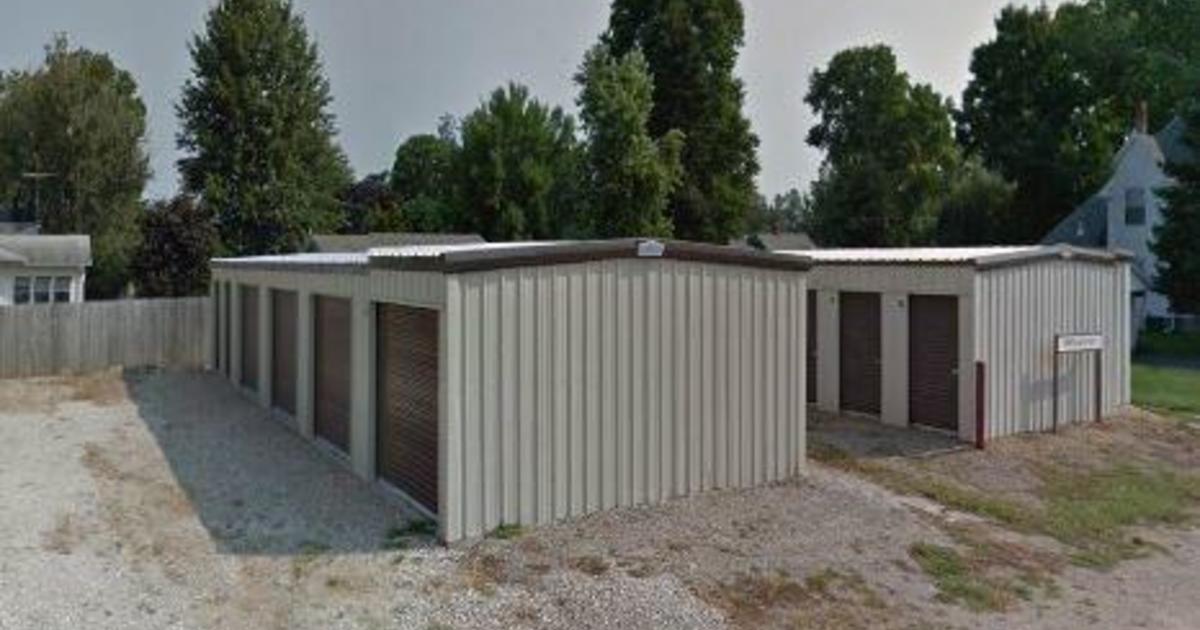 Former police chief's remains identified in Illinois storage unit