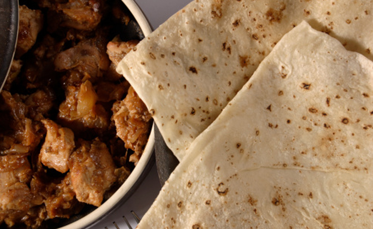 Featured image for "Zomato CEO Deepinder Goyal in Hot Water Over New Year's Eve 'War Room' Amid Massive 125-Item Order Reaction"