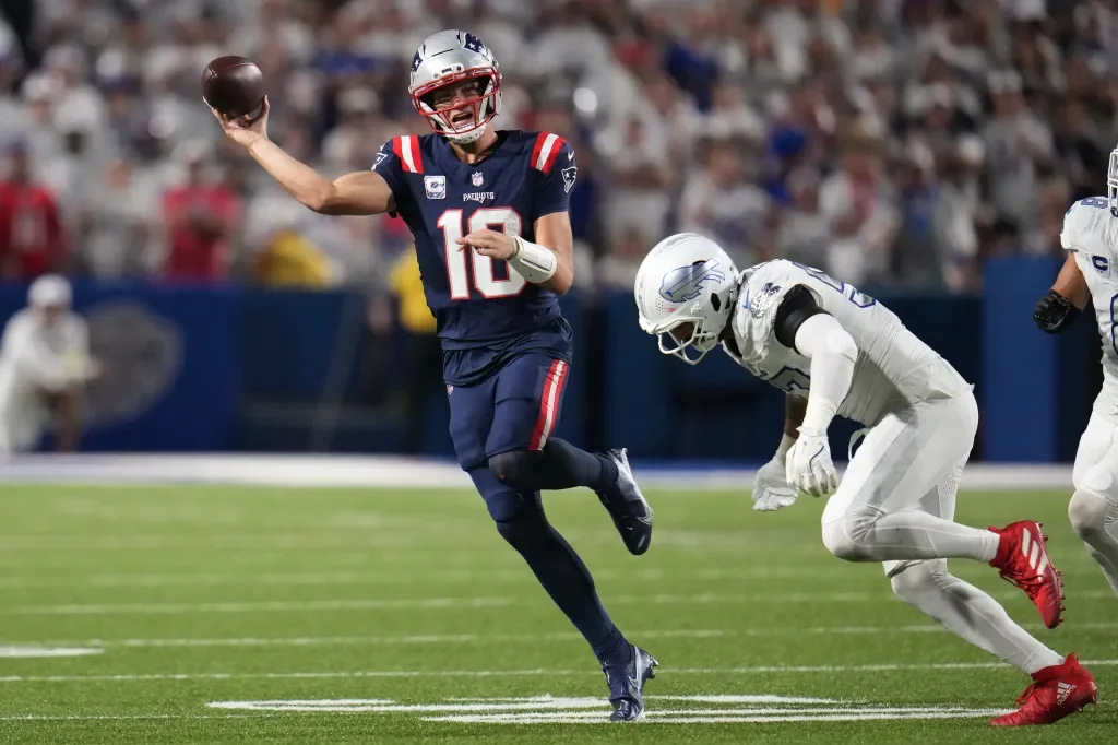 Patriots' Big Win Highlights Drake Maye and Bills' Defensive Struggles