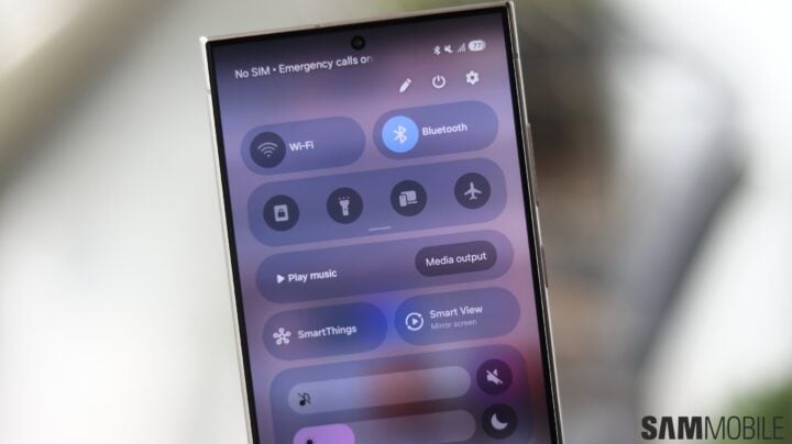 Featured image for Samsung's One UI 7 Beta Launches, Blending AI and iOS Aesthetics