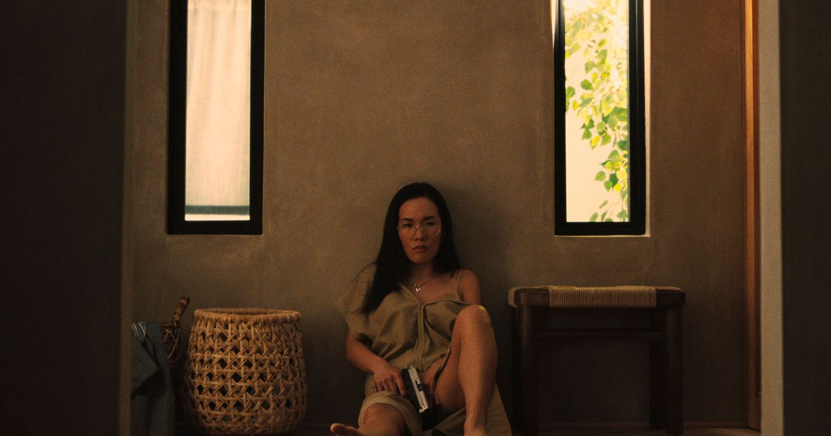 'BEEF' Series Review: A Dark and Intense Thriller That Delivers.