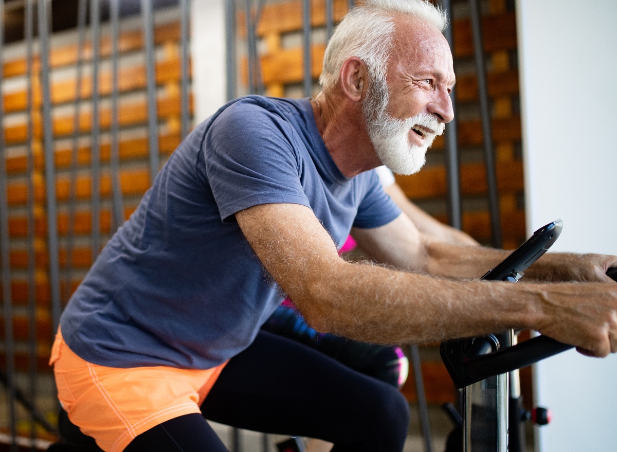 Featured image for "Fitness Tips for Seniors: Endurance and Brain-Boosting Workouts"