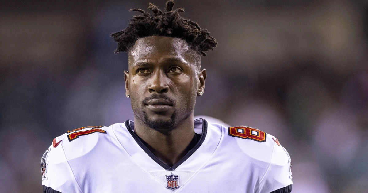 Ex-NFL Star Antonio Brown Extradited to Miami for Shooting Trial
