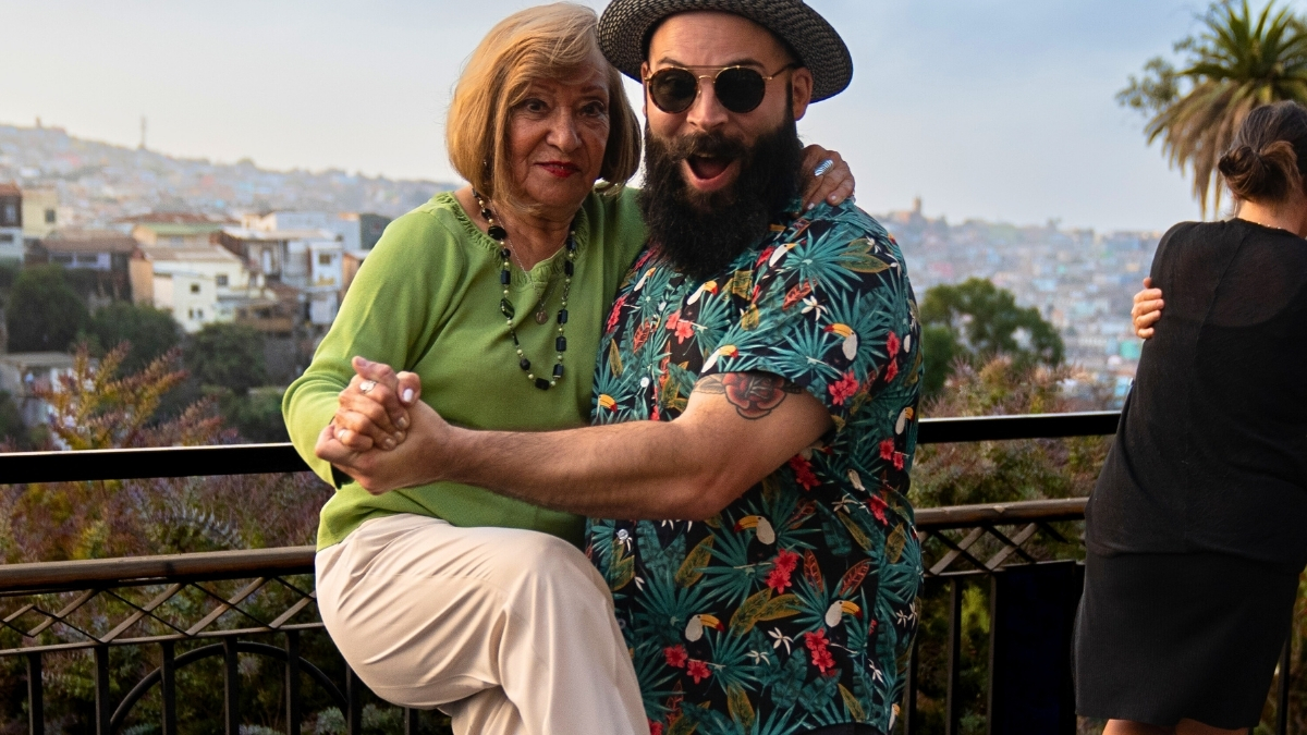 Featured image for Creative Activities May Keep Your Brain Up to 7 Years Younger