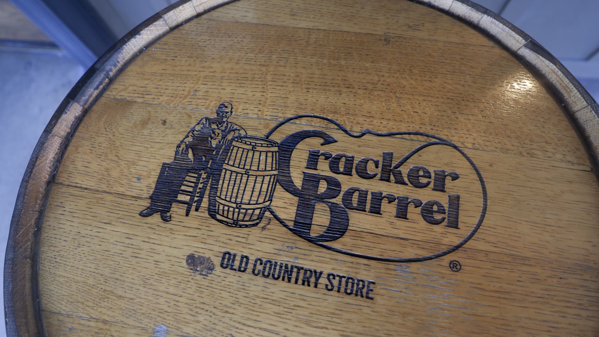 Featured image for Cracker Barrel Reverses Logo Redesign Amid Backlash