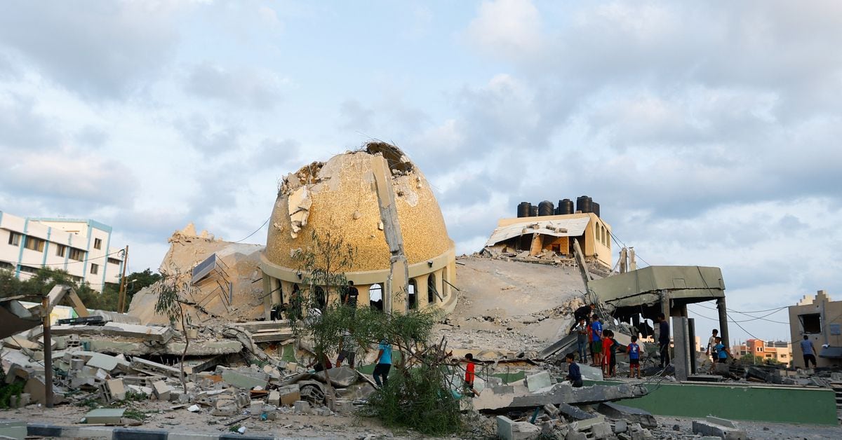 International Pressure Mounts as Israel and Hamas Clash, China Calls for Restraint