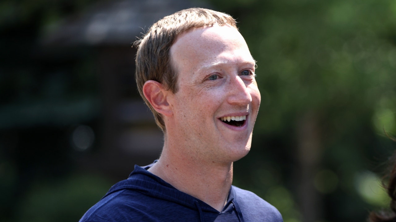 Featured image for "Mark Zuckerberg's Unconventional Cattle Ranch: Beer and Macadamia Nut Diet"