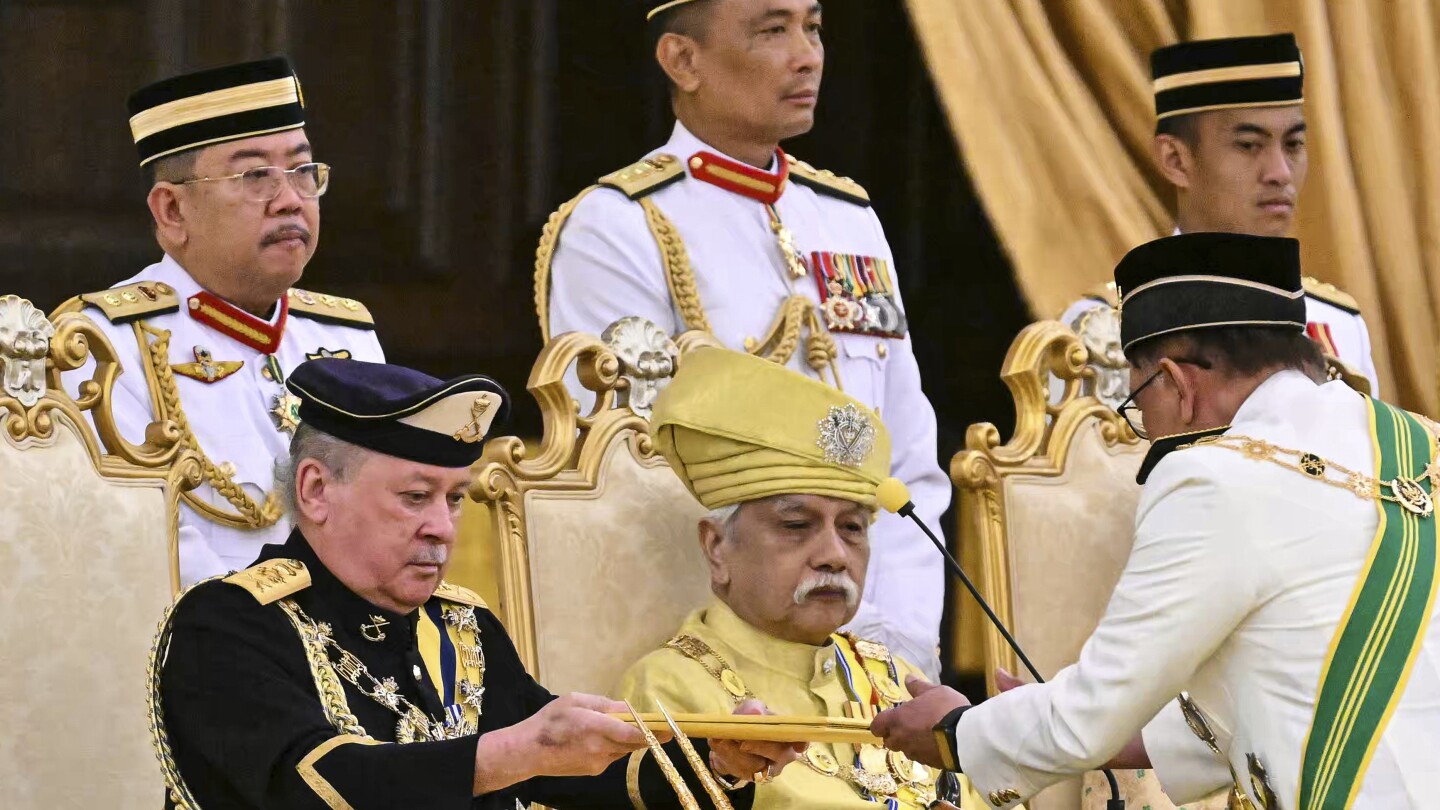 "Malaysia's Outspoken Sultan: A Hands-On Monarch with Incredible Wealth"