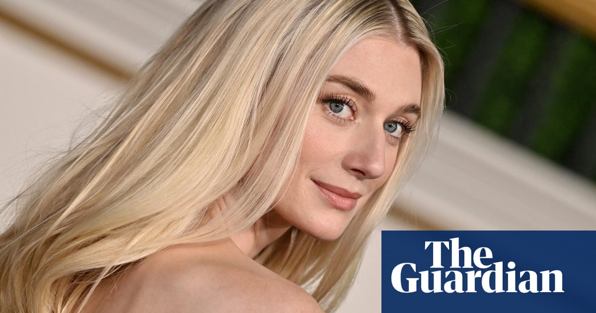 Featured image for Unveiling the Emotional Journey of Princess Diana in 'The Crown'