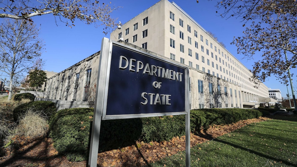 Resignation Over US Military Aid to Israel Sparks Controversy