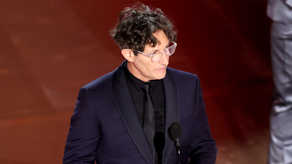 "Oscar Winner's Speech Sparks Controversy Over Israel-Hamas Comparison"