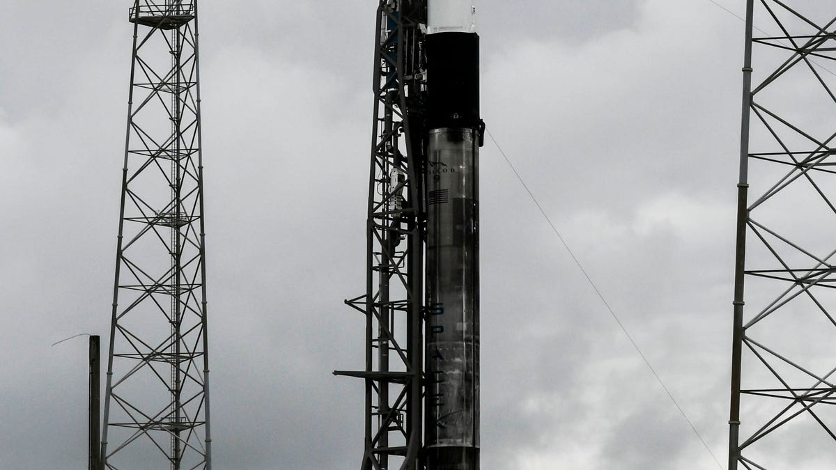 SpaceX Launches 56 Starlink Satellites from Cape Canaveral