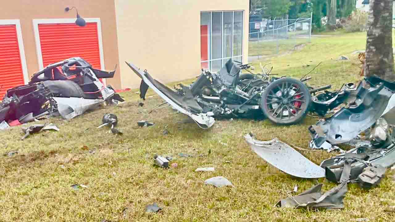 Featured image for Street Race Crash in Florida Leaves Corvette Shattered and Driver Injured
