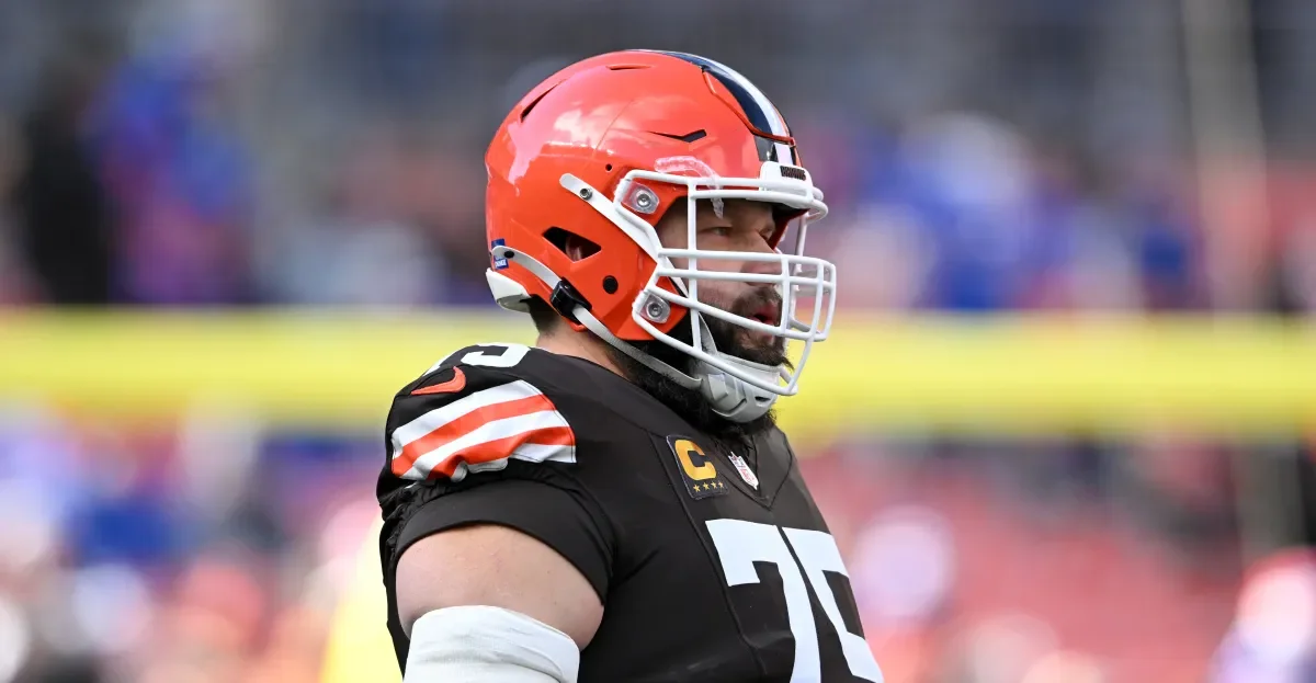 Patriots Plot Six Veteran O-Line Targets in Free Agency