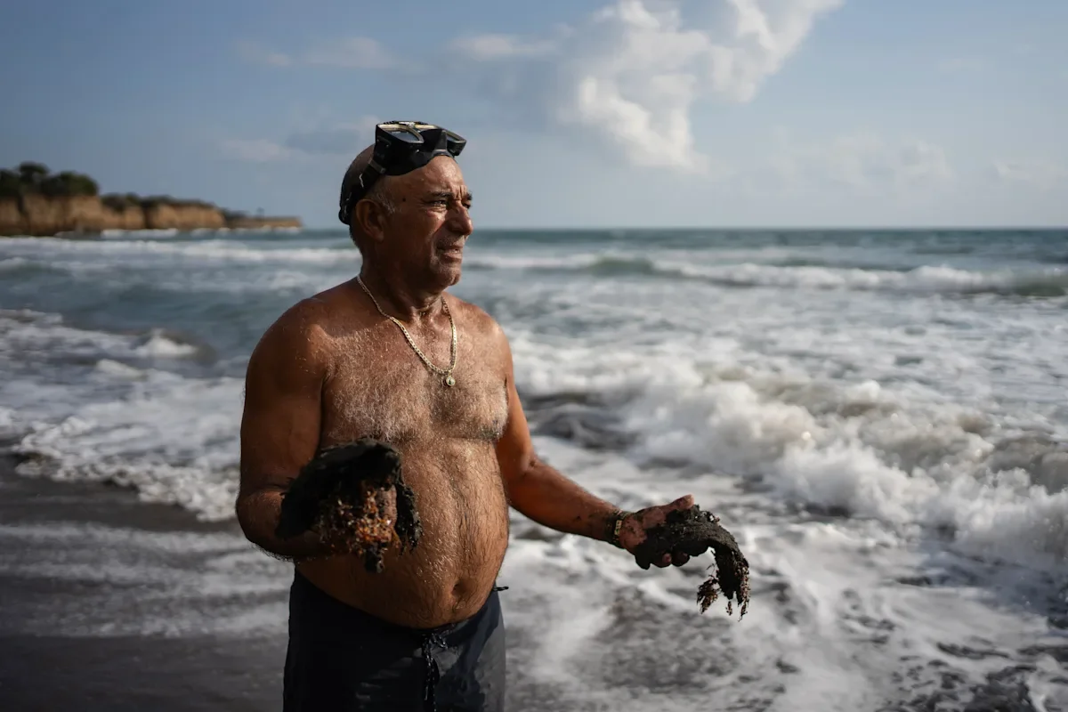 Gulf oil spill washes across hundreds of miles, hitting Mexican reserves and wildlife