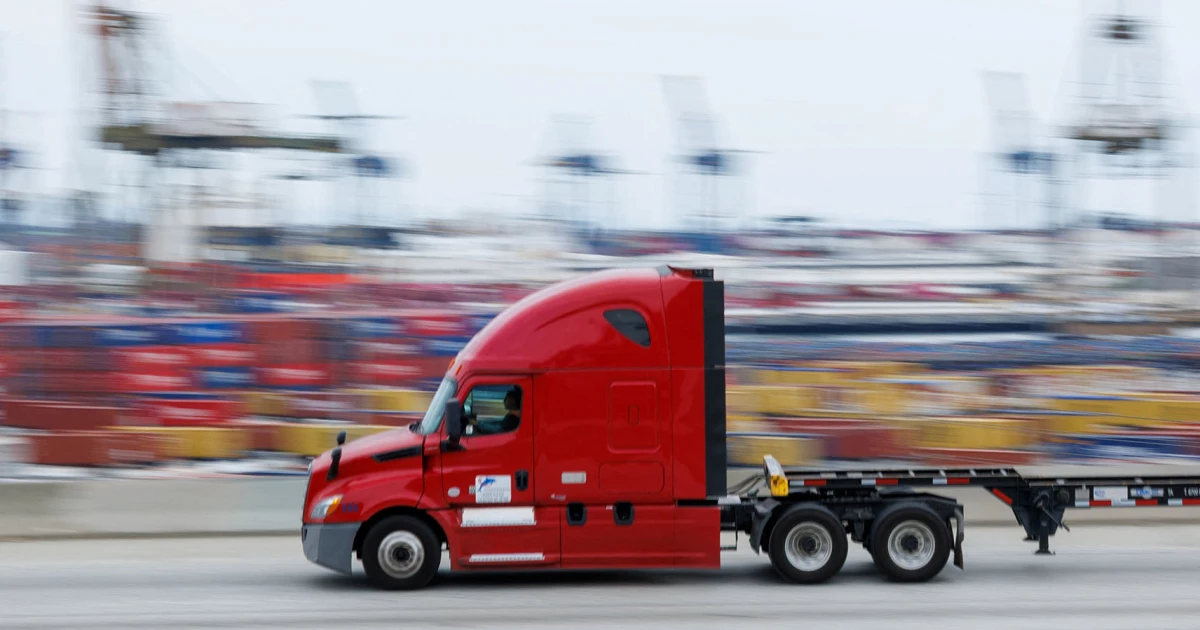 Featured image for California delays CDL cancellations for immigrants until March after lawsuit