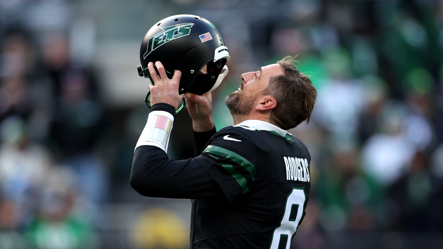 Aaron Rodgers Criticizes Jets Leadership, Praises Lions Ownership