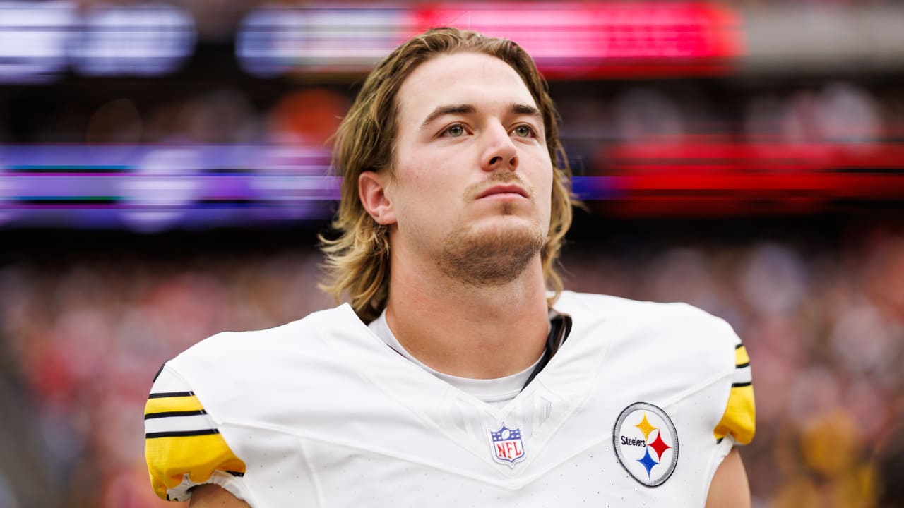 Steelers Trade QB Kenny Pickett to Eagles, Making Room for Russell Wilson