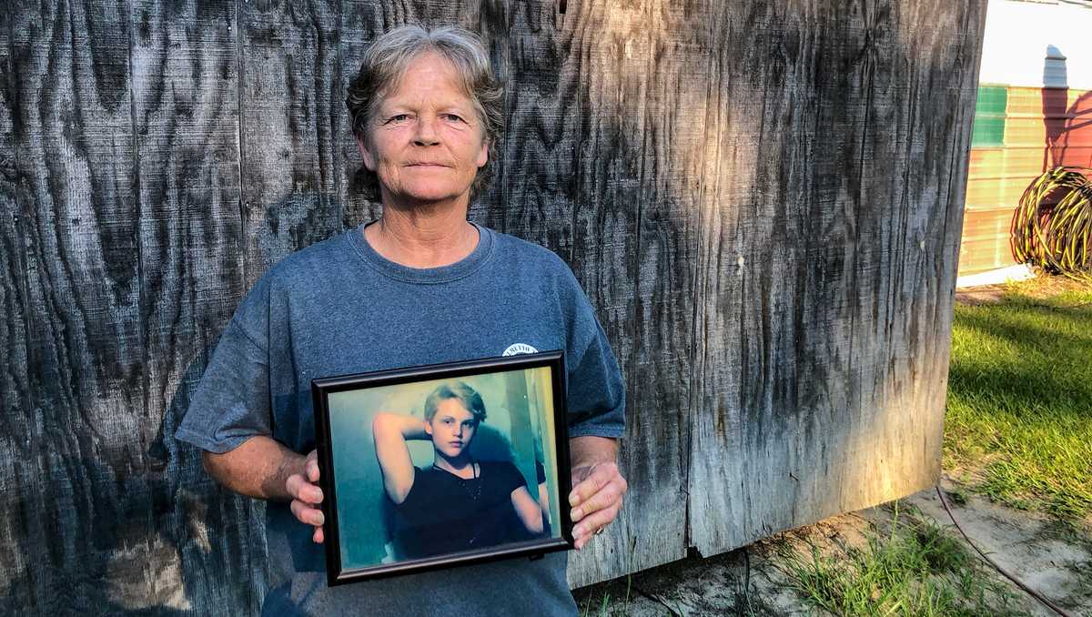 Investigation into Stephen Smith's death continues with exhumation effort and fundraising for independent autopsy.