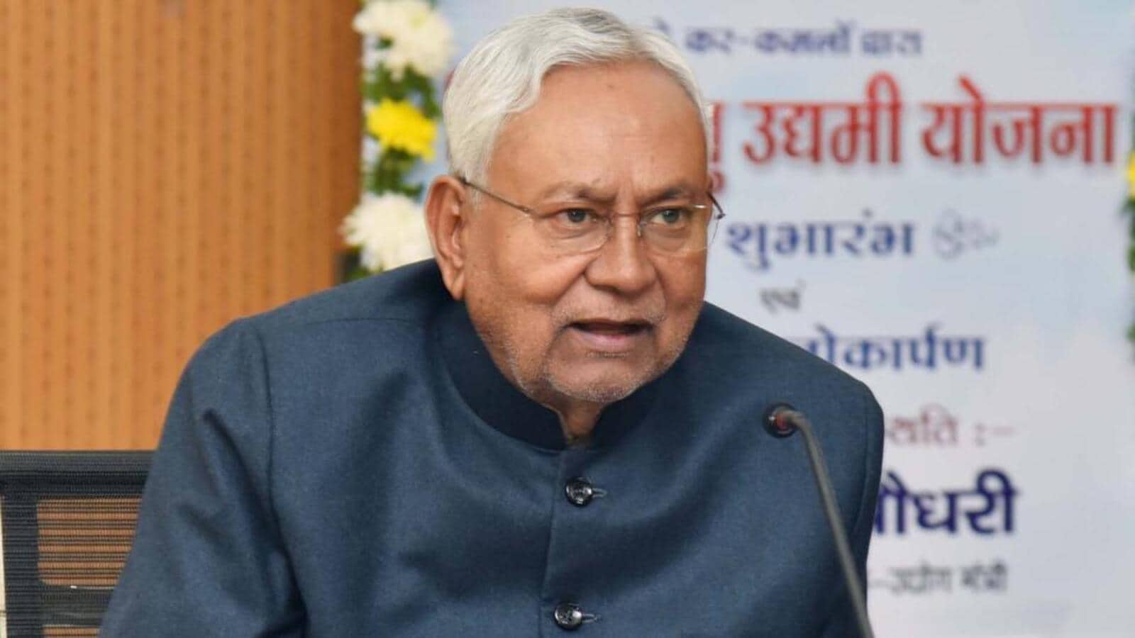 Featured image for "Bihar's Political Drama: JD(U) Issues Whip, RJD Moves MLAs to Tejashwi's Residence Ahead of Trust Vote"