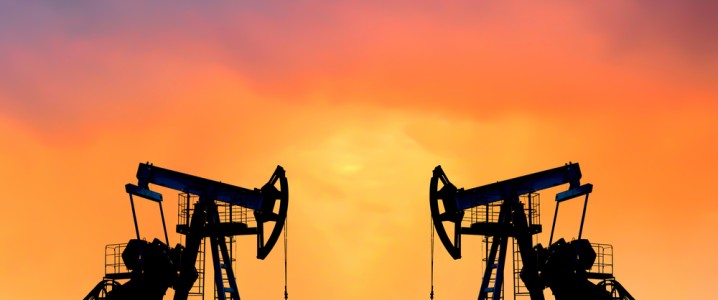 Featured image for Oil Prices Decline Amid Trade Tensions and Oversupply Concerns