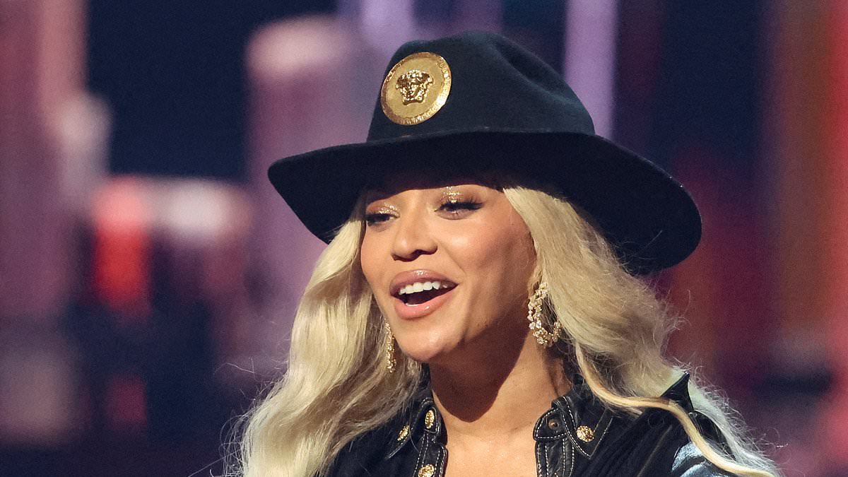 Featured image for "Beyoncé Honored with Innovator Award and Reveals Music Legend's Contribution to 'Jolene'"