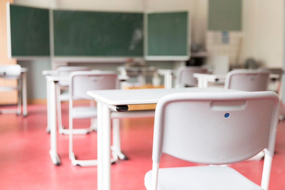 Featured image for COVID-19 School Closures Led to Decrease in Teen Suicide, but Increase in Mental Health-Related ED Visits