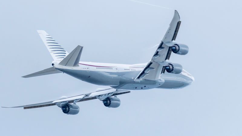 Featured image for Qatari Jet to Serve as New Air Force One Amid Cost Concerns
