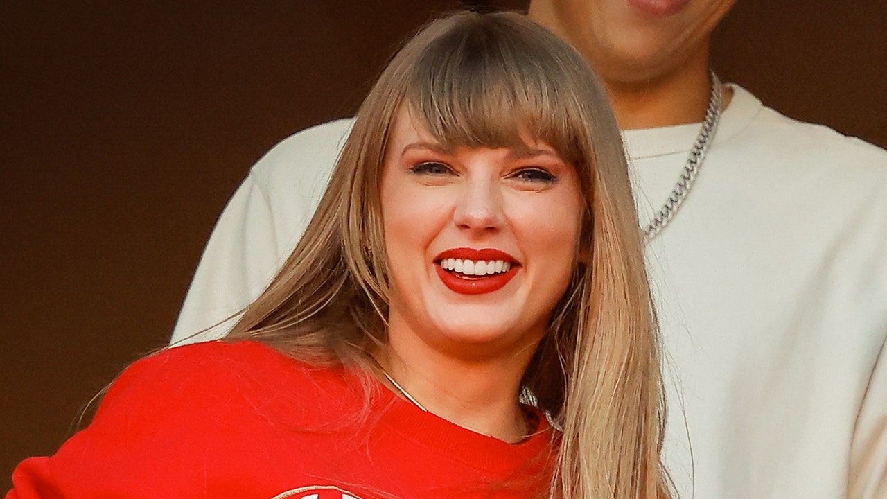 "Ex-Secret Service Agent Analyzes Taylor Swift's Impact on Super Bowl Security"