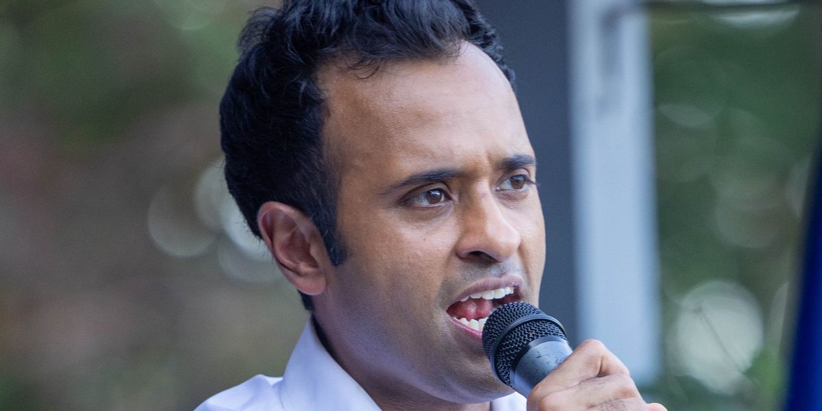 "Vivek Ramaswamy Dodges Trump Question in Awkward Interview"