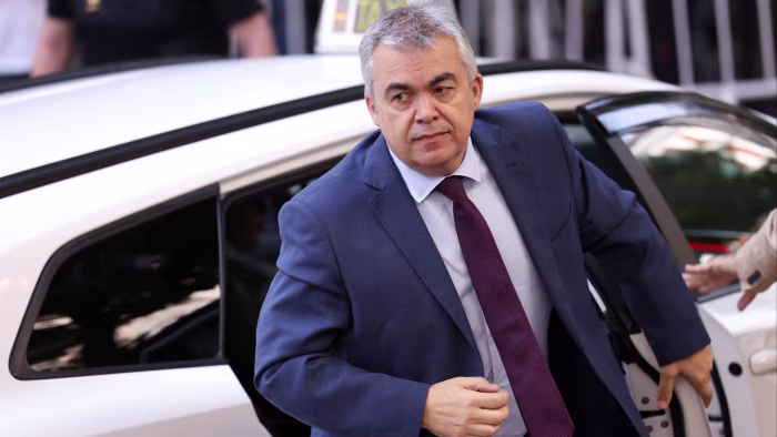 Featured image for Spanish Political Scandal Sparks Market Volatility and Graft Investigations